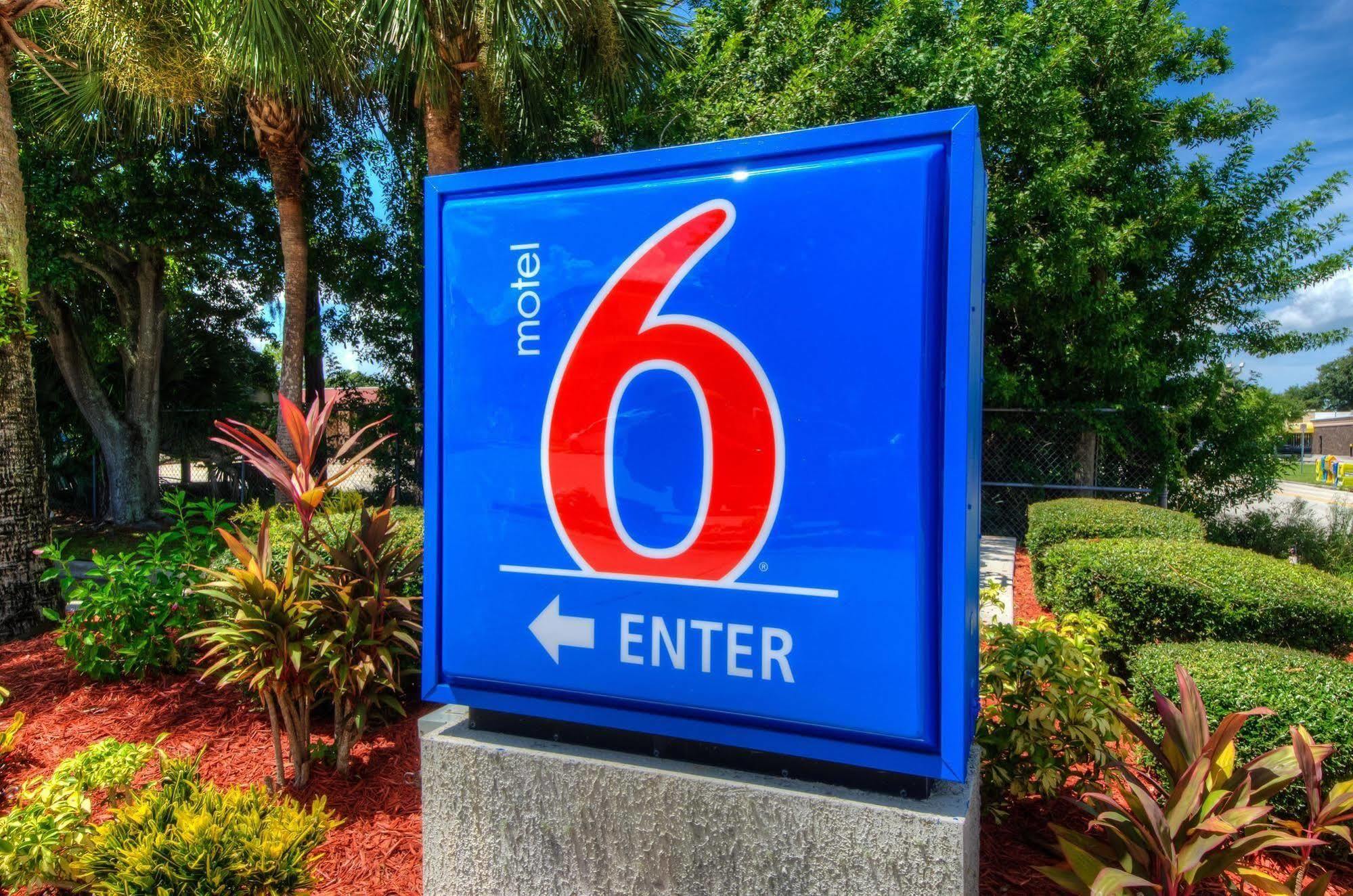 Motel 6-Bradenton, Fl Bagian luar foto